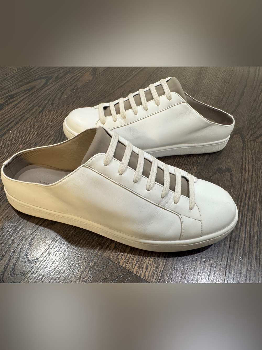 Vince • Varley Leather Mule Slip-On Sneakers (7.5)